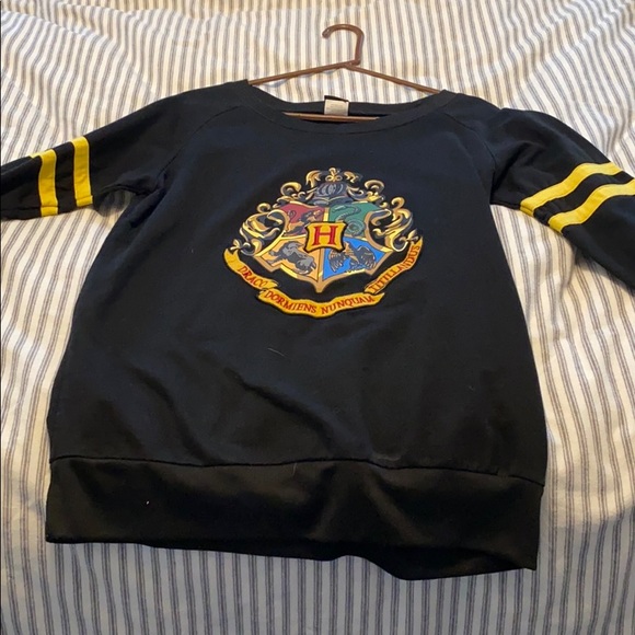 Official Harry Potter Hogwarts Long sleeve - Picture 1 of 4